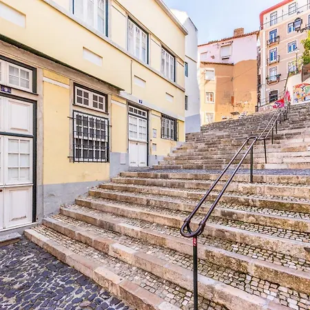 Guestready - Baixa Blues For 4 People Апартаменты *